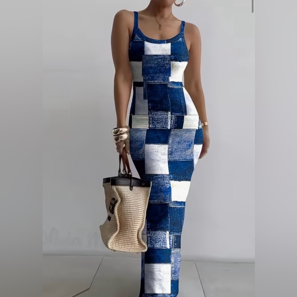 Chic Patchwork Maxi Dress in Blue and White
